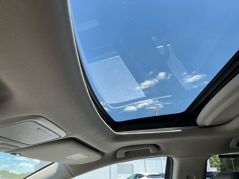 Used 2016 Honda Odyssey Touring image 21