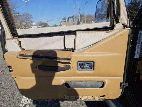 Used 1997 Jeep Wrangler SE image 11