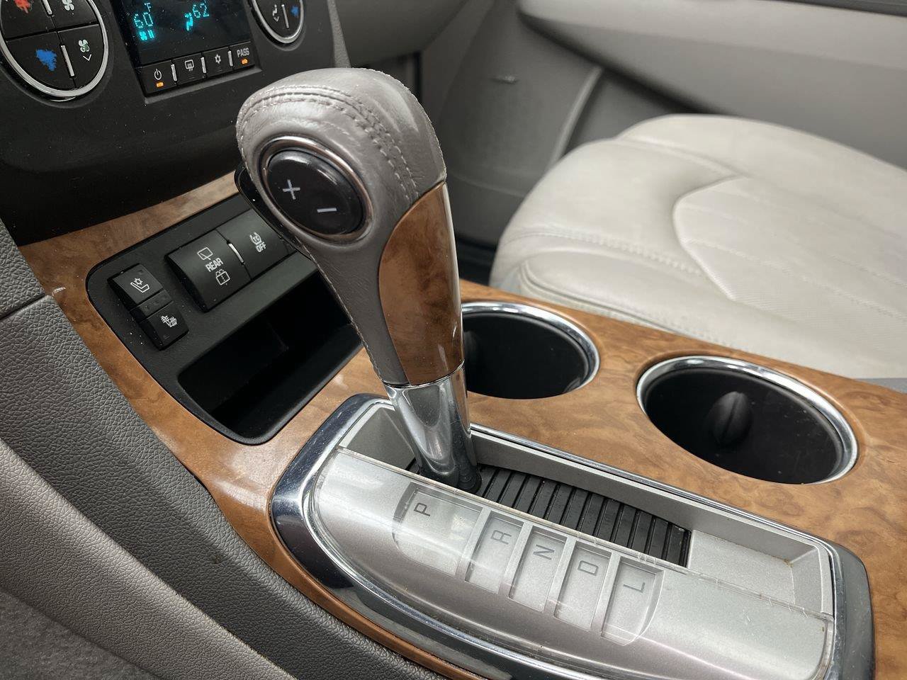 Used 2012 Buick Enclave Premium FWD image 23