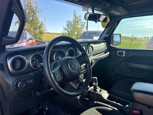 Used 2018 Jeep Wrangler Unlimited Sport AWD/4WD image 20