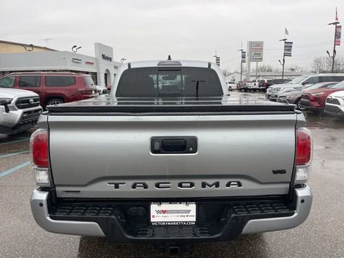 Used 2022 Toyota Tacoma TRD Sport image 5