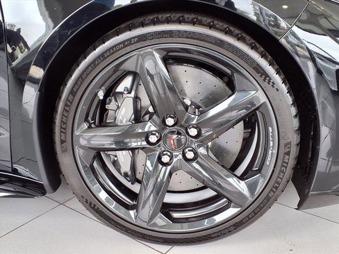 New 2026 Chevrolet Corvette E-Ray image 3