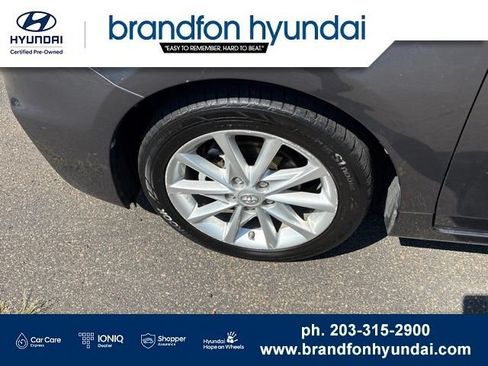 Used 2012 Toyota Prius V Five FWD image 31