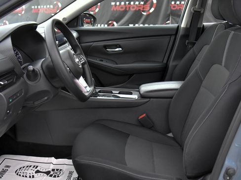 Used 2024 Nissan Sentra SV image 16