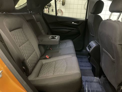 Used 2019 Chevrolet Equinox LT FWD image 19