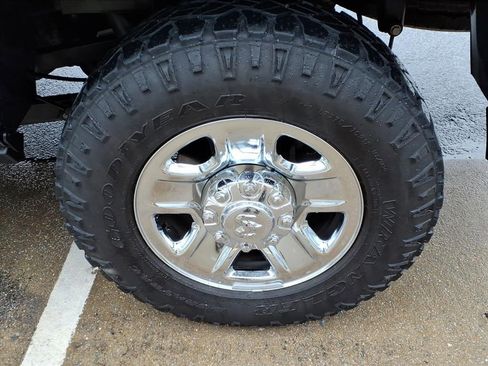 Used 2021 RAM 2500 Big Horn image 12