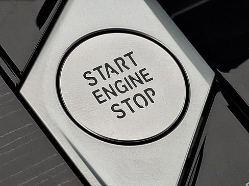 New 2026 BMW X5 xDrive40i w/ M Sport Package image 16