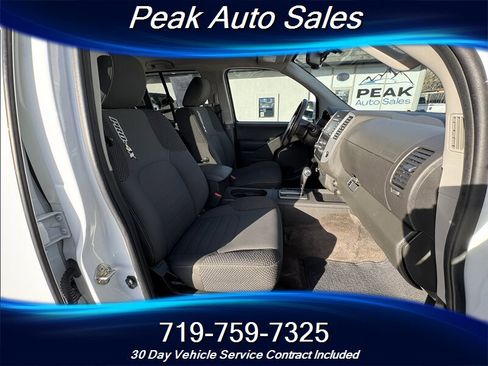 Used 2018 Nissan Frontier PRO-4X image 31