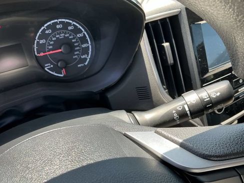 Used 2018 Subaru Crosstrek 2.0i AWD/4WD image 22