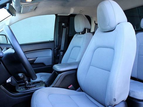 Used 2019 Chevrolet Colorado W/T w/ WT Convenience Package image 15