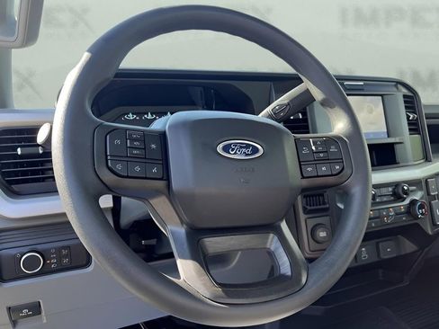 Used 2025 Ford F450 XL image 13