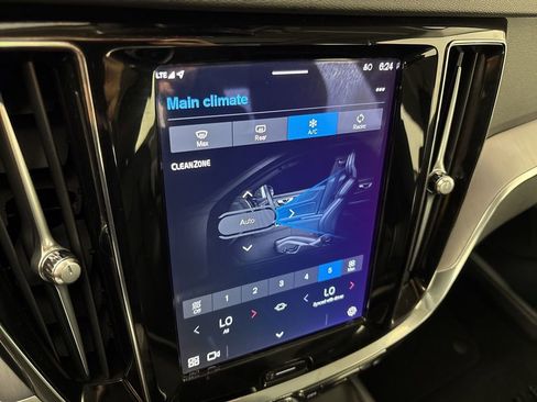 Used 2024 Volvo S60 B5 Core image 29