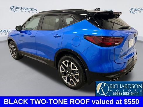 Used 2024 Chevrolet Blazer RS w/ Enhanced Convenience Package image 3