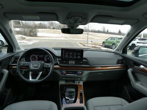 Used 2022 Audi Q5 2.0T Premium Plus image 4