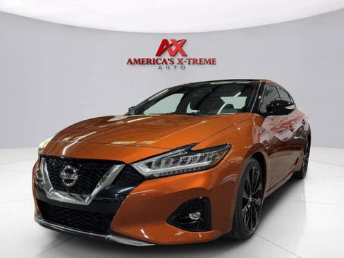 Used 2019 Nissan Maxima SR w/ Premium Package image 3
