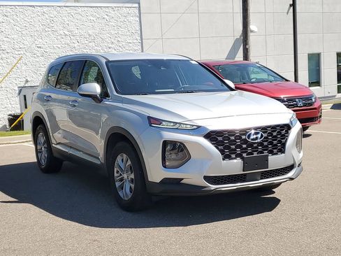 Used 2020 Hyundai Santa Fe SE AWD/4WD image 4