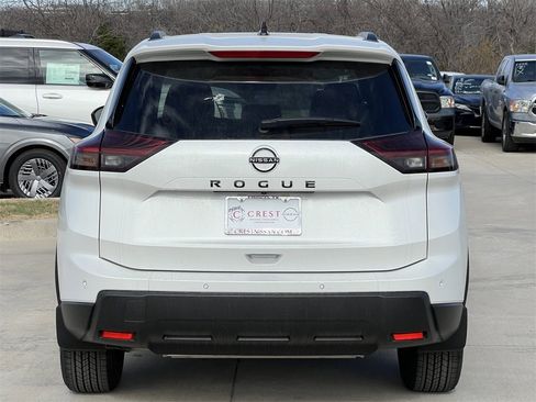 New 2026 Nissan Rogue SV image 5