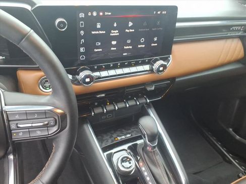 Used 2023 GMC Canyon AT4 w/ AT4 Premium Package image 31