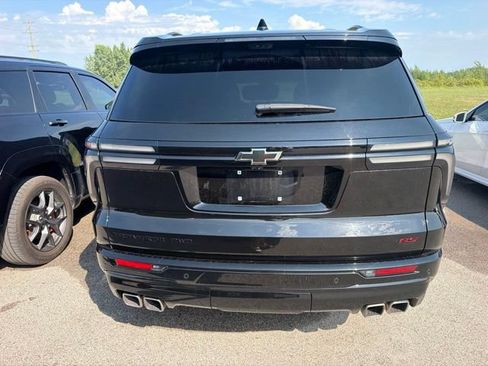 Used 2024 Chevrolet Traverse RS w/ LPO, Floor Liner Package AWD/4WD image 11