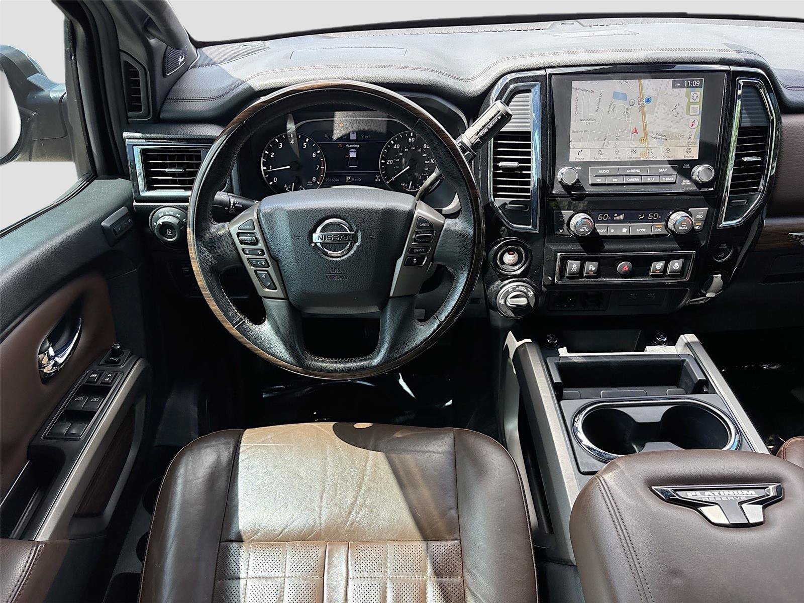 Used 2020 Nissan Titan Platinum Reserve w/ Moonroof Package AWD/4WD image 23