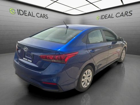 Used 2021 Hyundai Accent SE FWD image 5