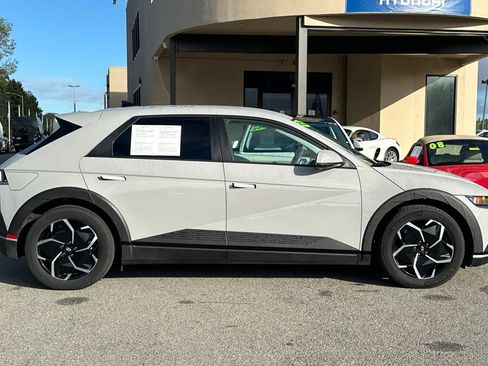 Used 2024 Hyundai Ioniq 5 SEL image 3