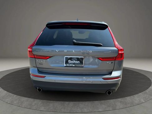 Used 2021 Volvo XC60 T5 Momentum w/ Premium Package AWD/4WD image 6