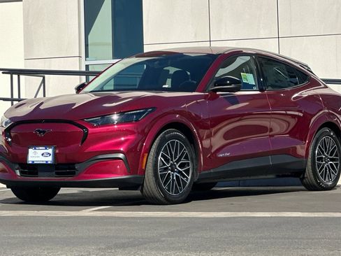 New 2025 Ford Mustang Mach-E Premium image 7