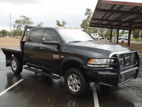 Used 2017 RAM 2500 Tradesman w/ Chrome Appearance Group image 7