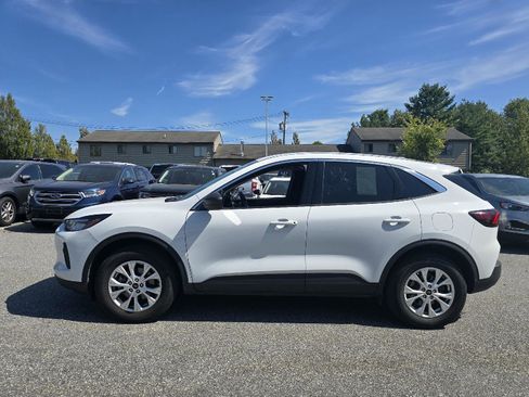 Used 2024 Ford Escape Active AWD/4WD image 7