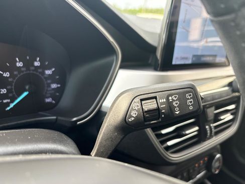Used 2020 Ford Escape SEL FWD image 42