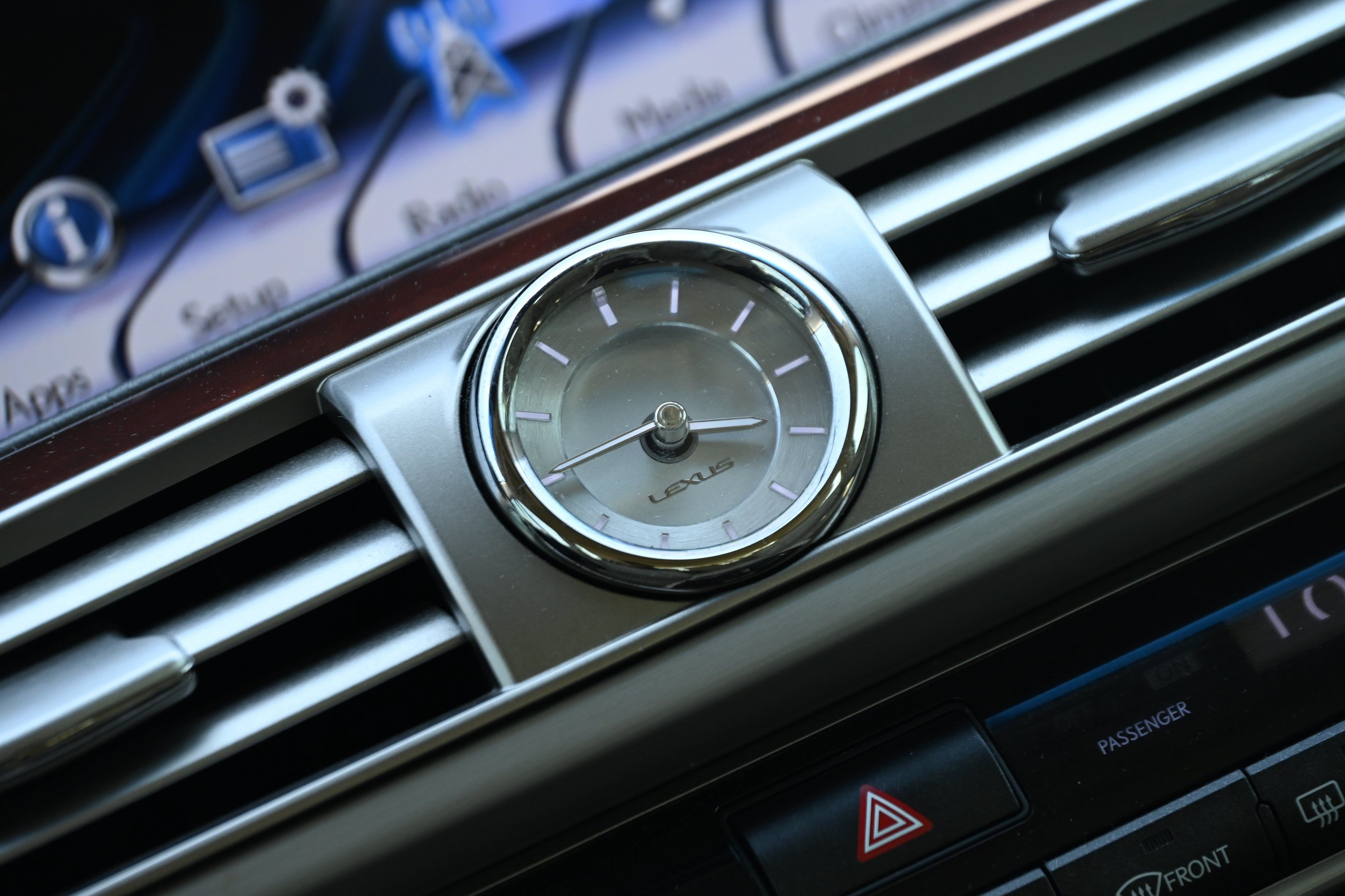 Used 2014 Lexus LS 460 w/ Comfort Package RWD image 34