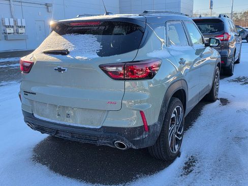 Certified 2024 Chevrolet TrailBlazer RS w/ Convenience Package image 3