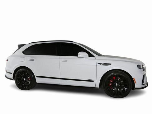 Used 2023 Bentley Bentayga Speed image 15