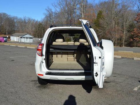 Used 2012 Toyota RAV4 Limited image 65
