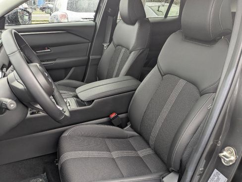 Used 2025 MAZDA CX-50 2.5 Hybrid w/ Preferred Pkg image 19