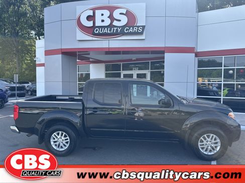 Used 2017 Nissan Frontier SV w/ SV Value Truck Package AWD/4WD image 1