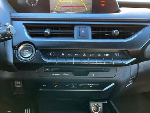 Used 2019 Lexus UX 200 F Sport image 18