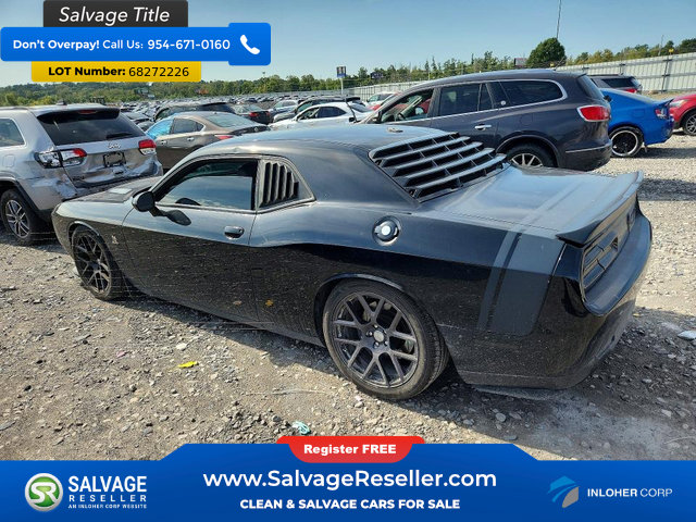 Used 2016 Dodge Challenger R/T Scat Pack w/ Leather Interior Group RWD image 3