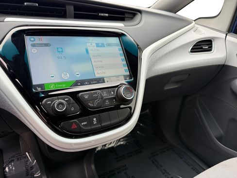 Used 2019 Chevrolet Bolt LT image 12
