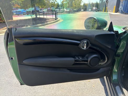 Used 2021 MINI Cooper S w/ 6.5" Touchscreen Package FWD image 15