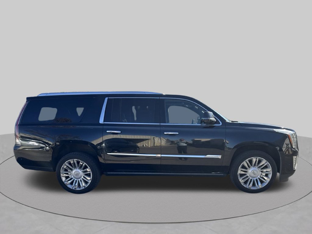 Used 2020 Cadillac Escalade ESV Platinum RWD image 4