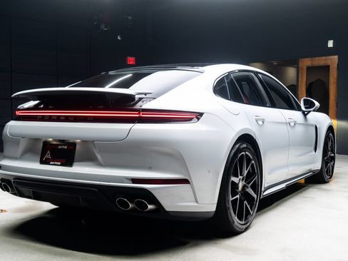 Used 2025 Porsche Panamera 4 AWD/4WD image 15