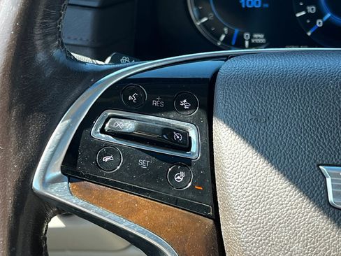 Used 2017 Cadillac Escalade Premium Luxury image 20