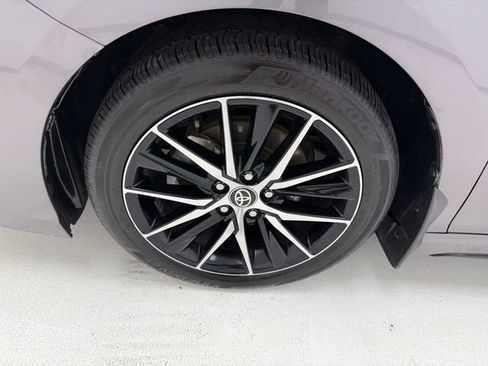 Used 2023 Toyota Camry SE FWD image 7