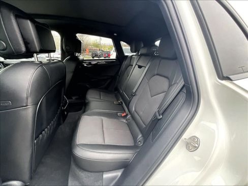 Used 2023 Porsche Macan Turbo AWD/4WD image 15