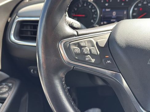 Used 2021 Chevrolet Equinox LT w/ Driver Convenience Package image 32