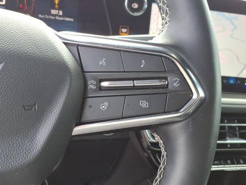 Used 2026 Chevrolet Traverse LT AWD/4WD image 19