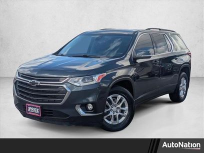Used 2021 Chevrolet Traverse LT
