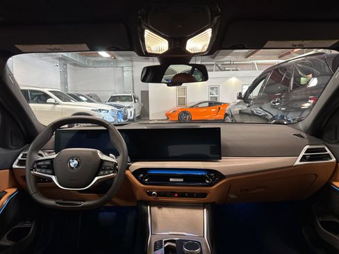 Used 2025 BMW 330i xDrive Sedan AWD/4WD image 23